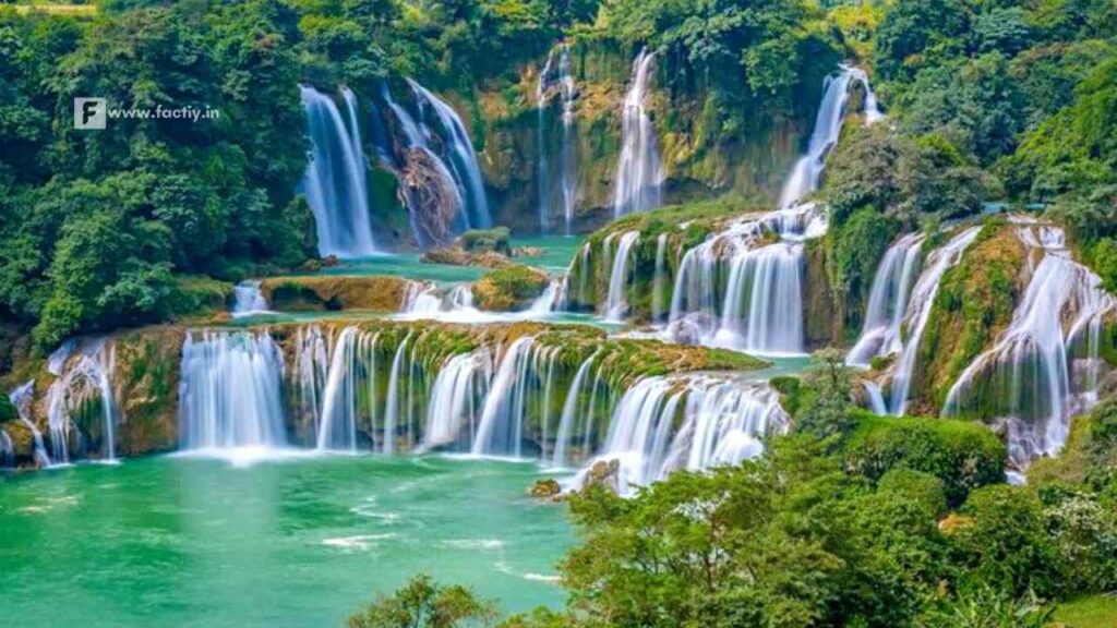 Top 15 Tourist Places in Vietnam